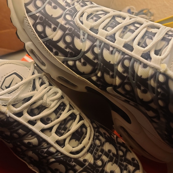 Nike Air Max Vapormax x Christian Dior | Rare Custom Style | Cookies n Creme - Picture 9 of 10